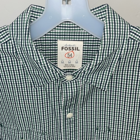 Men’s Fossil Button-Down - Picture 2 of 2